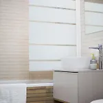 Cosy Nest Coresi *